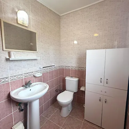 Апартаменты Sea View W Garden 50m To Sarimsakli